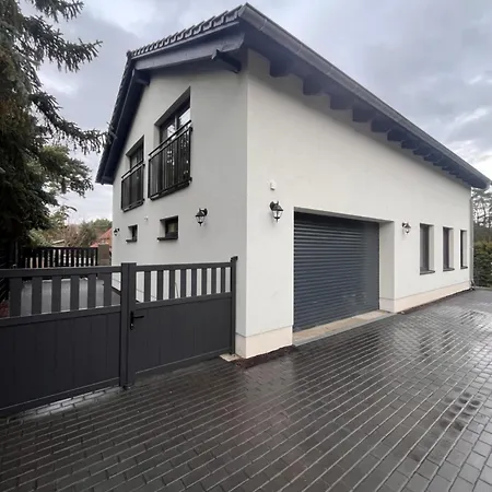 Ferien-monteurwohnung * Zossen